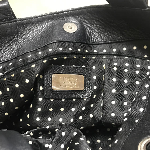 FURLA レザートートバッグ 2