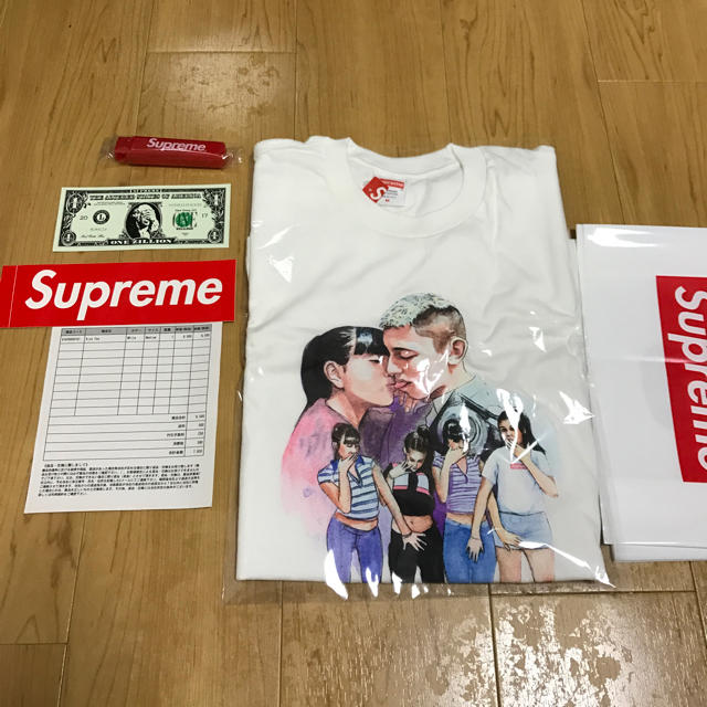 Supreme(シュプリーム)のsupreme17fw Kiss Tee 白 M メンズのトップス(Tシャツ/カットソー(半袖/袖なし))の商品写真