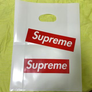 シュプリーム(Supreme)のSupreme のショッパーとステッカー 500円でスーパーボールも追加可能です(その他)