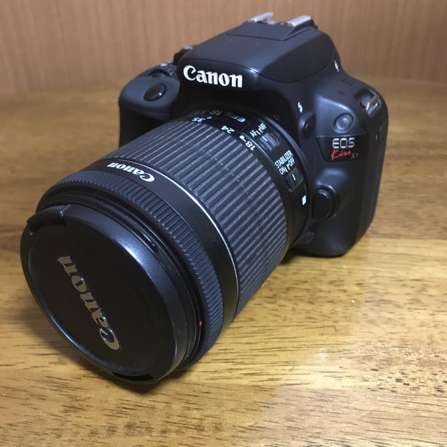 Canon  E OS kiss X7 一眼レフ