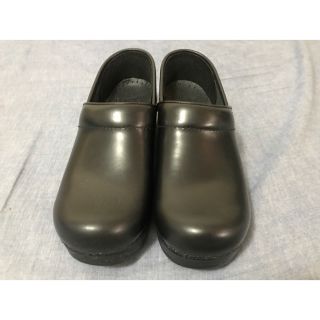 ダンスコ(dansko)の新品 dansko  Cabrio Black プロフェッショナル(ローファー/革靴)