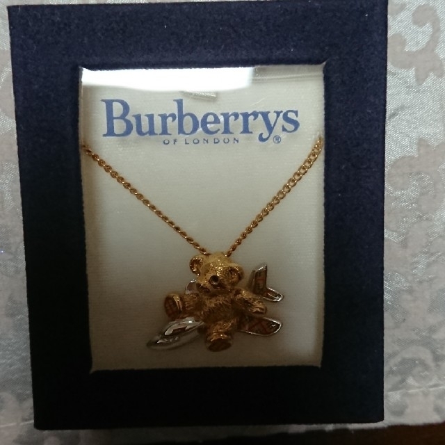 BURBERRY(バーバリー)の未使用 BURBERRY  ベア ネックレス バーバリー レディースのアクセサリー(ネックレス)の商品写真