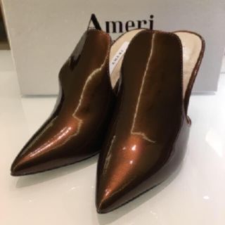 アメリヴィンテージ(Ameri VINTAGE)のAMERI GLOSSY LOW CUT BOOTEE(ブーティ)