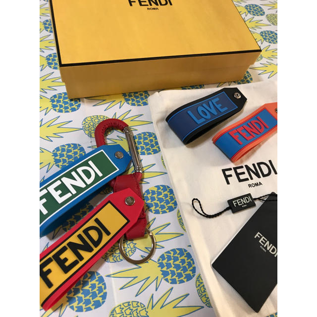 FENDI キーホルダー 新品未使用-