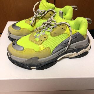 バレンシアガ(Balenciaga)のBALENCIAGA  triple s  42(スニーカー)