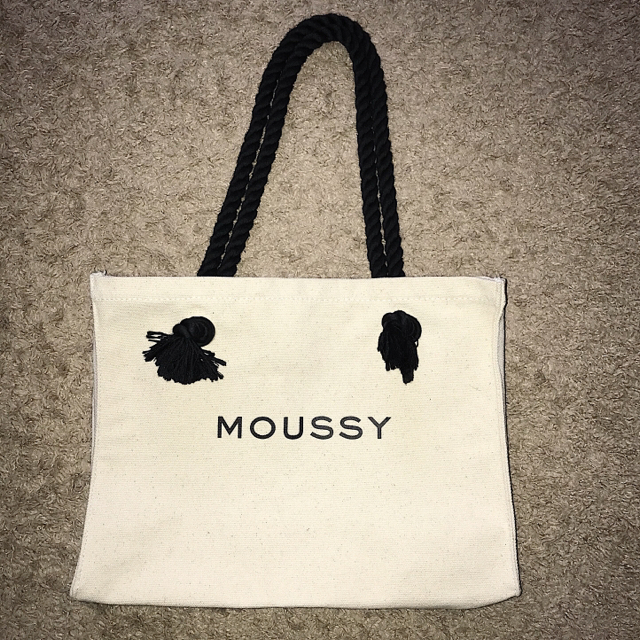 moussy(マウジー)のmoussy キャンバストートバック レディースのバッグ(トートバッグ)の商品写真