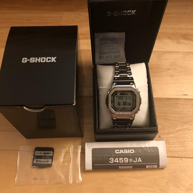 新品！CASIOカシオ電波ソーラー時計　G-SHOCK　GMWB5000D1JF