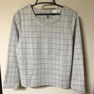 ハニーズ(HONEYS)の《お値下げ》きちんと見えるのにラク〜。ビジュー付きトップス(カットソー(長袖/七分))