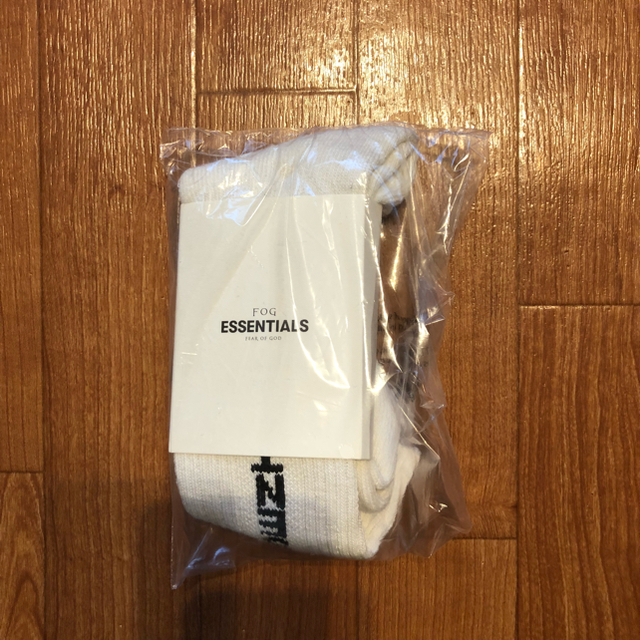 FEAR OF GOD(フィアオブゴッド)の込 Fog Essentials socks ソックス  白 メンズのレッグウェア(ソックス)の商品写真