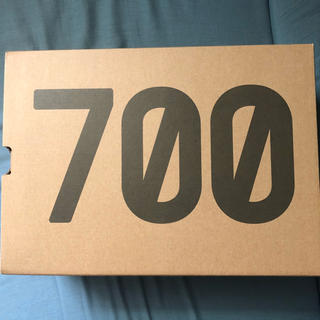 アディダス(adidas)のYEEZY BOOST 700(スニーカー)