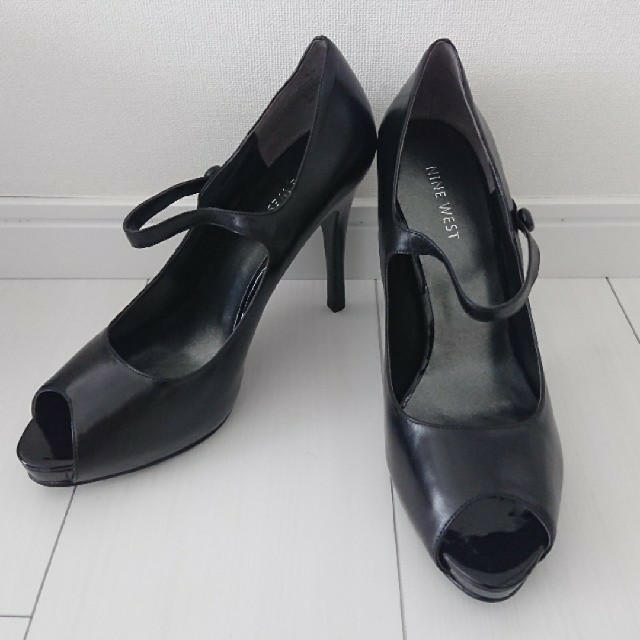 NINE WEST(ナインウエスト)のナインウエスト ストラップ パンプス 新品 レディースの靴/シューズ(ハイヒール/パンプス)の商品写真