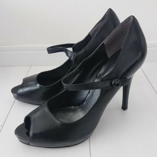 ナインウエスト(NINE WEST)のナインウエスト ストラップ パンプス 新品(ハイヒール/パンプス)