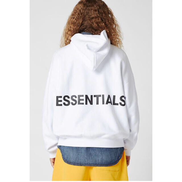 FEAR OF GOD(フィアオブゴッド)のSサイズ fog ESSENTIALS パーカー 白 fearofgod  メンズのトップス(パーカー)の商品写真