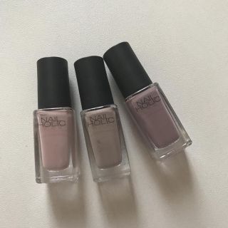 ネイルホリック(NAIL HOLIC)のネイルホリックほぼ新品＊グレージュセット♡(マニキュア)