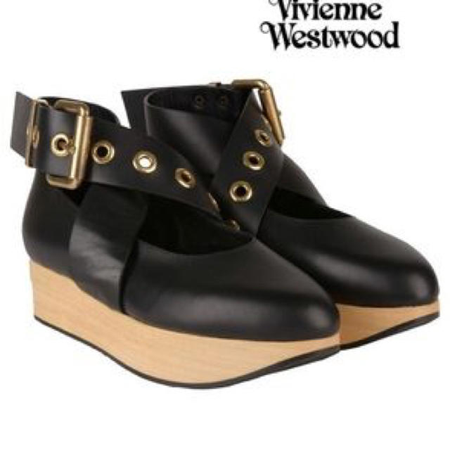 Vivienne Westwood(ヴィヴィアンウエストウッド)のヴィヴィアンウエストウッド バックルバレリーナ ブラック レディースの靴/シューズ(ハイヒール/パンプス)の商品写真
