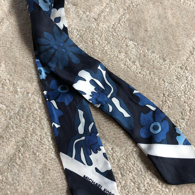 Michael Kors(マイケルコース)のMichael kors のバッグスカーフ レディースのファッション小物(バンダナ/スカーフ)の商品写真
