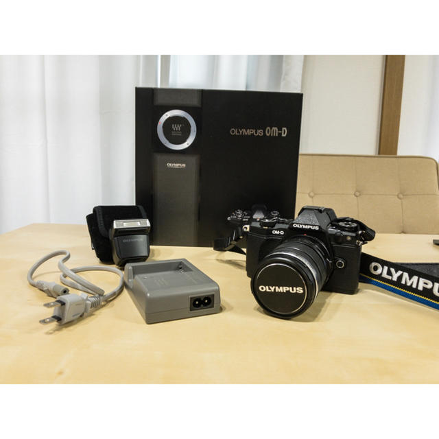 【レンズセット】OLYMPUS OM-D E-M5 MarkII ブラック