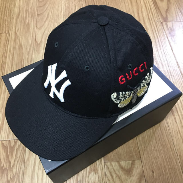 Gucci(グッチ)のGUCCI ヤンキース キャップ メンズの帽子(キャップ)の商品写真