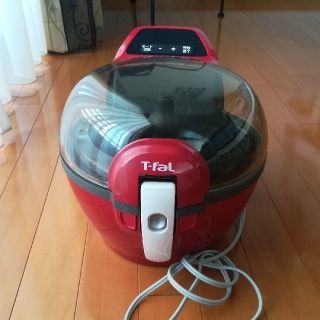 ティファール(T-fal)の【アクティフライ】　ティファール 電気フライヤー/揚げる・焼く・煮るの3つの調理(調理機器)