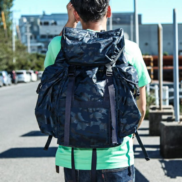 HEADPORTER(ヘッドポーター)のhead porter camo rucksack メンズのバッグ(バッグパック/リュック)の商品写真