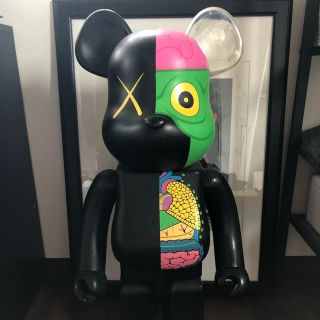 メディコムトイ(MEDICOM TOY)のBE@RBRCK KAWS 人体模型 ブラック1000%(模型/プラモデル)