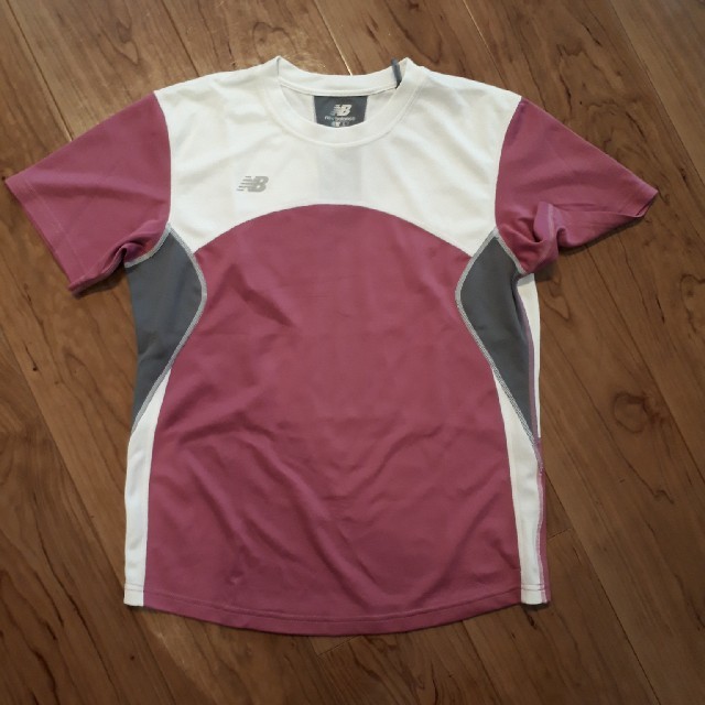 New Balance(ニューバランス)のハスキー様専用 レディースのトップス(Tシャツ(半袖/袖なし))の商品写真