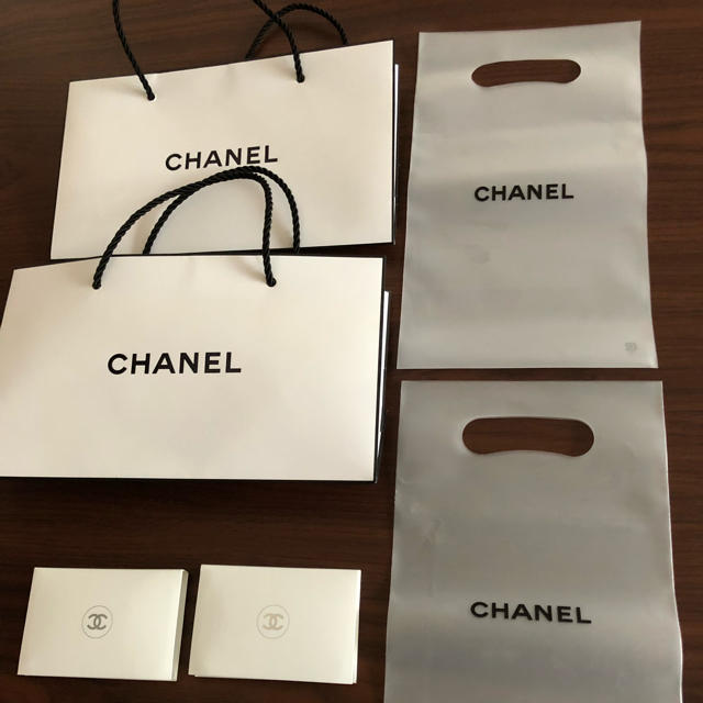 CHANEL(シャネル)のCHANEL ショップ袋&ファンデーション レディースのバッグ(ショップ袋)の商品写真