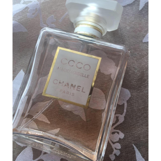 CHANEL(シャネル)の【専用】CHANEL(シャネル)ココマドモアゼル100ml コスメ/美容の香水(香水(女性用))の商品写真