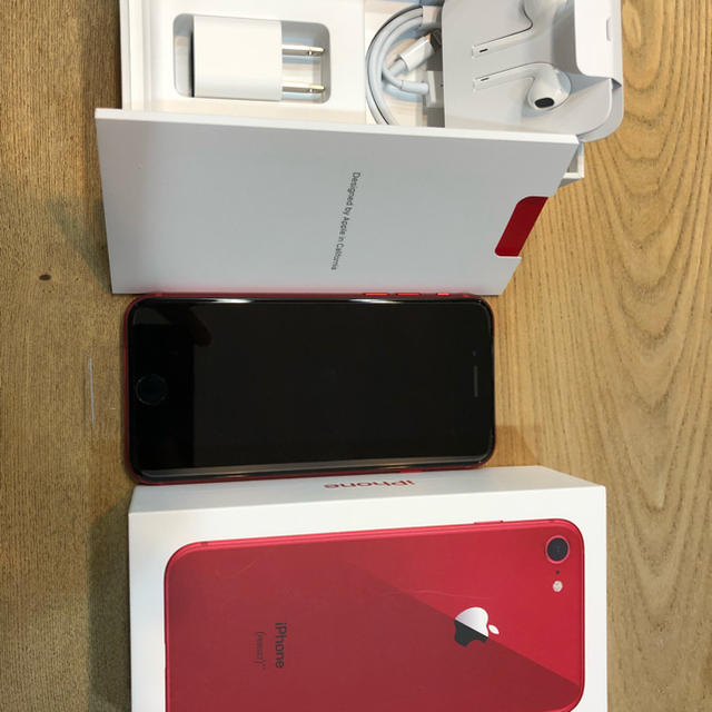 iPhone(アイフォーン)の新品 iPhone8 64GB ソフトバンク スマホ/家電/カメラのスマートフォン/携帯電話(スマートフォン本体)の商品写真