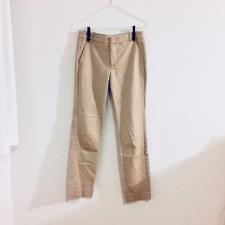 ザラ(ZARA)のZARA ベージュ スキニーパンツ(カジュアルパンツ)