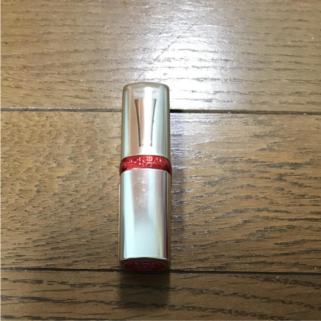 L'Oreal Paris(ロレアルパリ)のLOREAL PARIS 口紅 コスメ/美容のベースメイク/化粧品(口紅)の商品写真