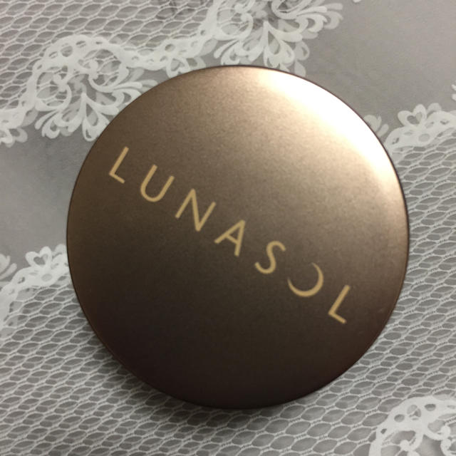 LUNASOL(ルナソル)のLUNASOL シマーカラーアイズ EX01 コスメ/美容のベースメイク/化粧品(アイシャドウ)の商品写真