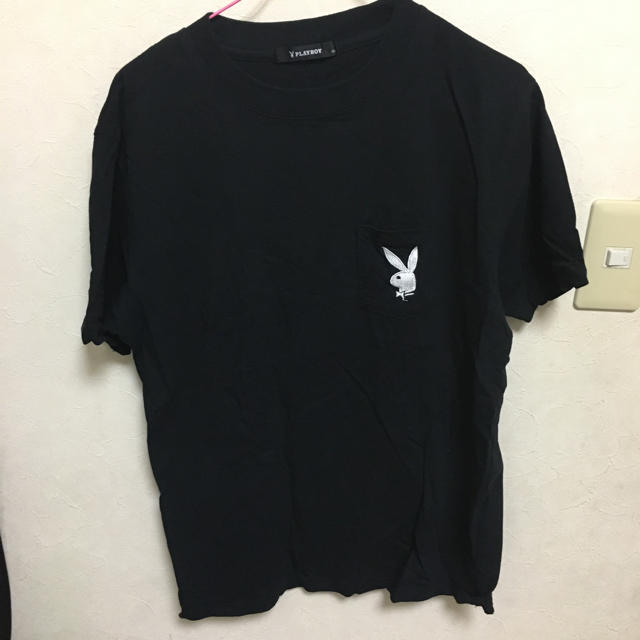 PLAYBOY(プレイボーイ)のプレイボーイ ポケットTシャツ ブラック Mサイズ メンズのトップス(Tシャツ/カットソー(半袖/袖なし))の商品写真