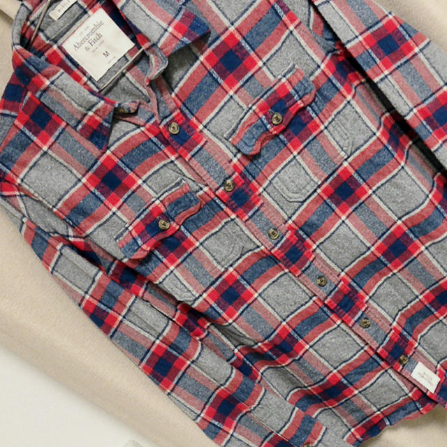 Abercrombie&Fitch(アバクロンビーアンドフィッチ)のAbercrombie&Fitch【アバクロ】shirt【シャツ】メンズ メンズのトップス(シャツ)の商品写真