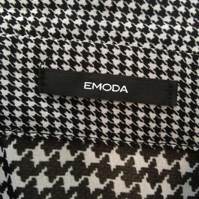 EMODA(エモダ)のEMODA シャツ レディースのトップス(シャツ/ブラウス(長袖/七分))の商品写真