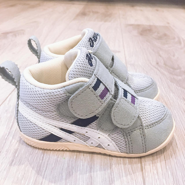 asics(アシックス)のアシックス13㎝  美品🎶 キッズ/ベビー/マタニティのベビー靴/シューズ(~14cm)(スニーカー)の商品写真