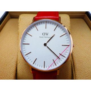 ダニエルウェリントン(Daniel Wellington)の【限定カラー】　ダニエルウェリントン 腕時計　レッド　レディ―ス(腕時計)