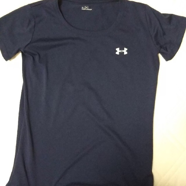 UNDER ARMOUR(アンダーアーマー)のアンダーアーマー ネイビーTシャツ S レディースのトップス(Tシャツ(半袖/袖なし))の商品写真