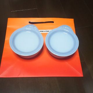 ルクルーゼ(LE CREUSET)の【送料込】ルクルーゼ プレートオンディッシュ(コースタルブルー)2点(食器)