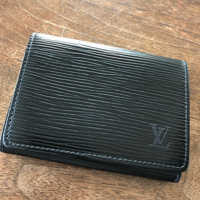 LOUIS VUITTON(ルイヴィトン)のルイヴィトン 名刺入れ メンズのファッション小物(名刺入れ/定期入れ)の商品写真