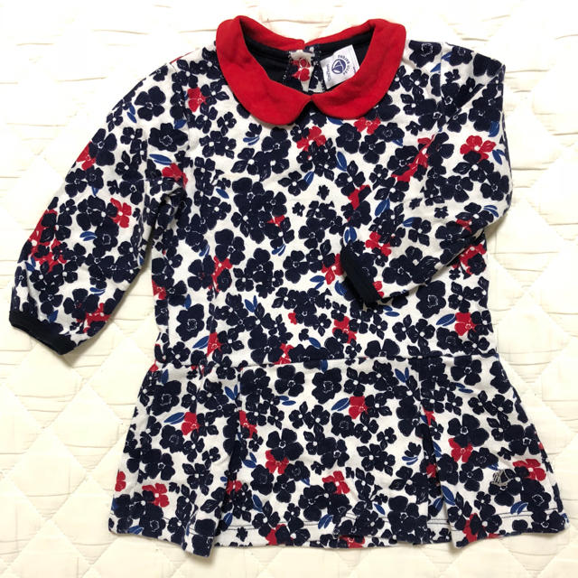 PETIT BATEAU(プチバトー)のプチバトー トリコロールフラワー ワンピース 12m キッズ/ベビー/マタニティのベビー服(~85cm)(ワンピース)の商品写真