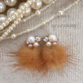 数量限定☆ミンクファー×ビジューピアス/イヤリング(ピアス)