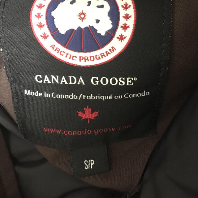CANADA GOOSE(カナダグース)のカナダグース ジャスパー Sサイズ ブラウン メンズのジャケット/アウター(ダウンジャケット)の商品写真
