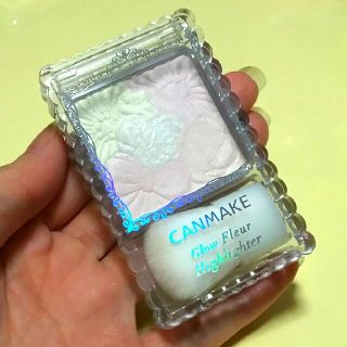 キャンメイク(CANMAKE)のキャンメイク ハイライト ハイライター 02 セザンヌ 美品(フェイスカラー)