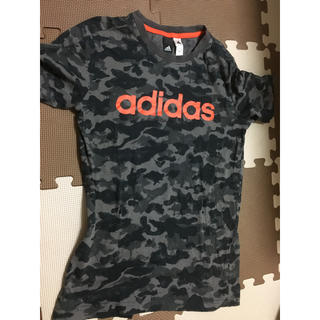 アディダス(adidas)のアディダス 迷彩Tシャツ 150(Tシャツ/カットソー)