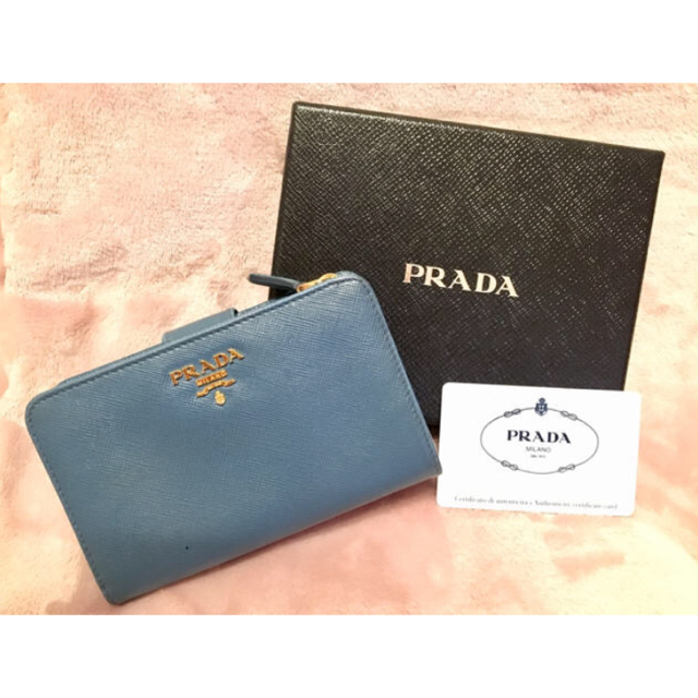 PRADA(プラダ)のPRADA 財布 レディースのファッション小物(財布)の商品写真