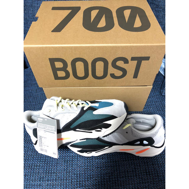 adidas(アディダス)のYEEZY BOOST 700 メンズの靴/シューズ(スニーカー)の商品写真