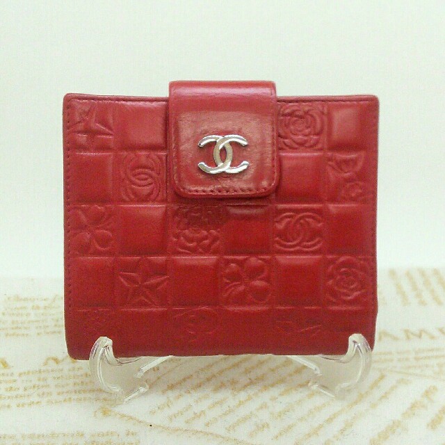 人気カラーの ⭐正規品⭐ CHANEL アイコン二つ折り財布 財布