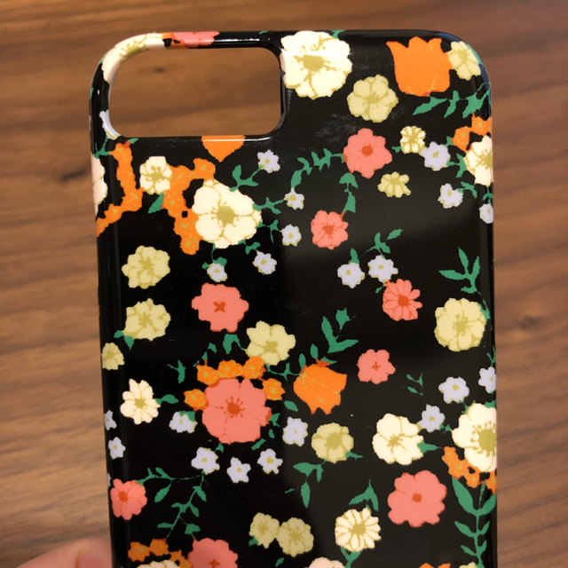 Tory Burch(トリーバーチ)のトリーバーチ アイフォンケース7/8 スマホケース カバー ニューヨーク購入 スマホ/家電/カメラのスマホアクセサリー(iPhoneケース)の商品写真