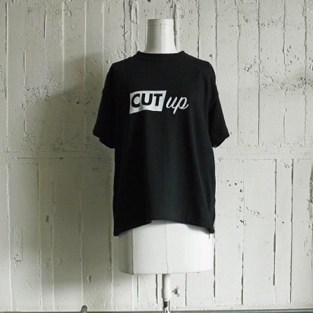 sacai - 【美品】sacai 17aw CUT up Tシャツ size2 完売の通販 by tmy826's shop｜サカイならラクマ